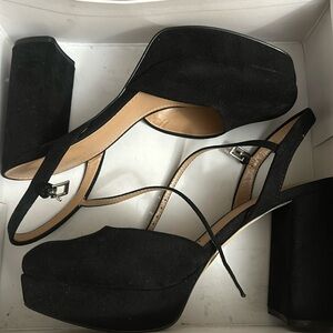Marc fisher platform heels